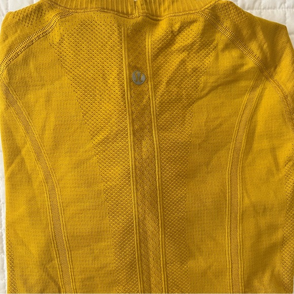 ACTIVEWEAR CLEAR OUT - Picture 12 of 16